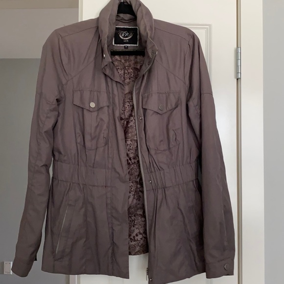 Women’s Jacket - Picture 1 of 2